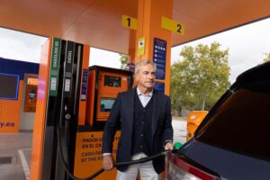 Plenergy lanza un sorteo para vivir una experiencia de rally como copiloto de Carlos Sainz